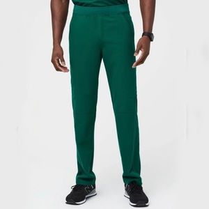 Figs AXIM Cargo Scrub Pants M